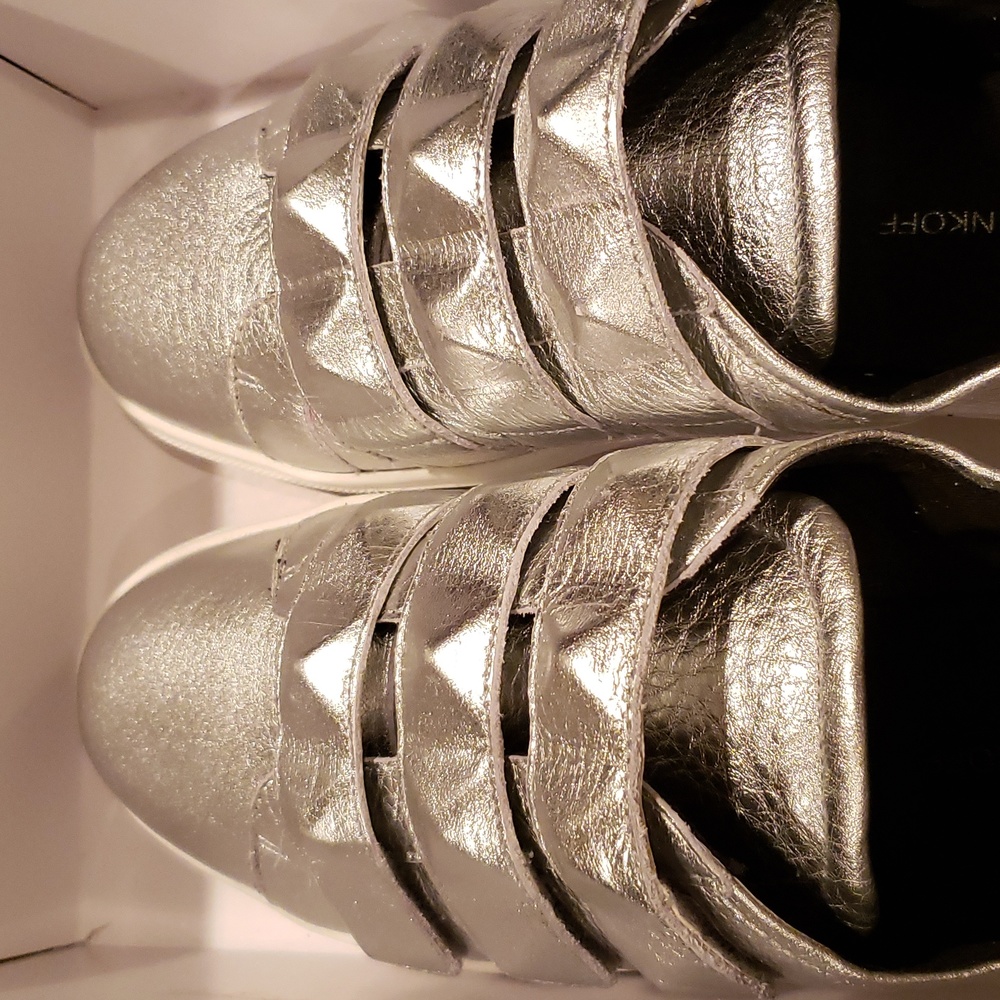 Rebecca Minkoff NEW Sneakers Stud Platform Designer Flats Shoe Leather🎉HP - Picture 9 of 12